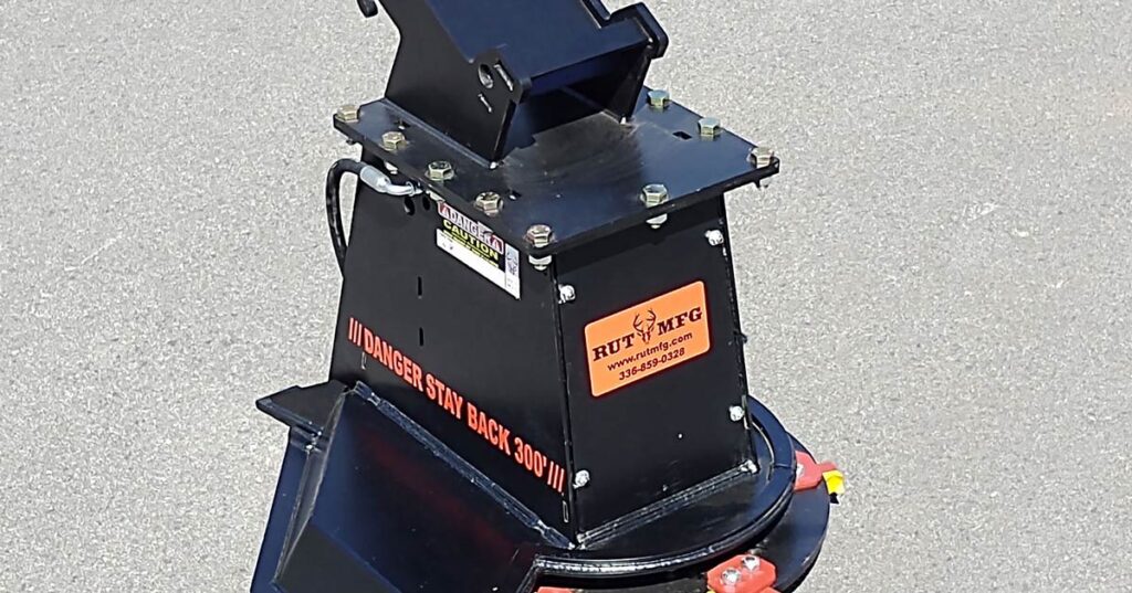 rut manufactuirng mini excavator forestry mulcher on pavement